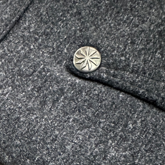 Athleta Bettona Gray Bermuda Shorts Small 819755 - Picture 8 of 9